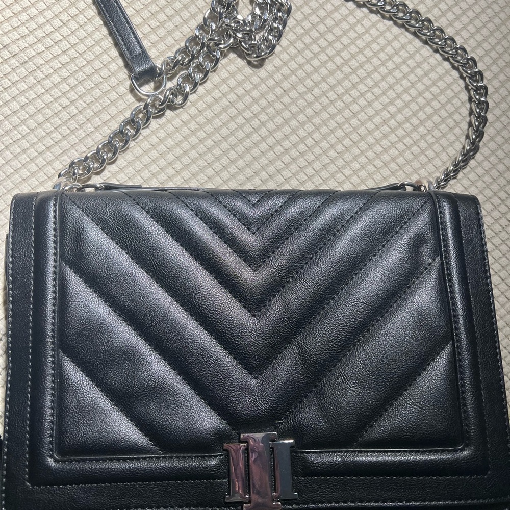 Black Quilted Chain Shoulder Bag